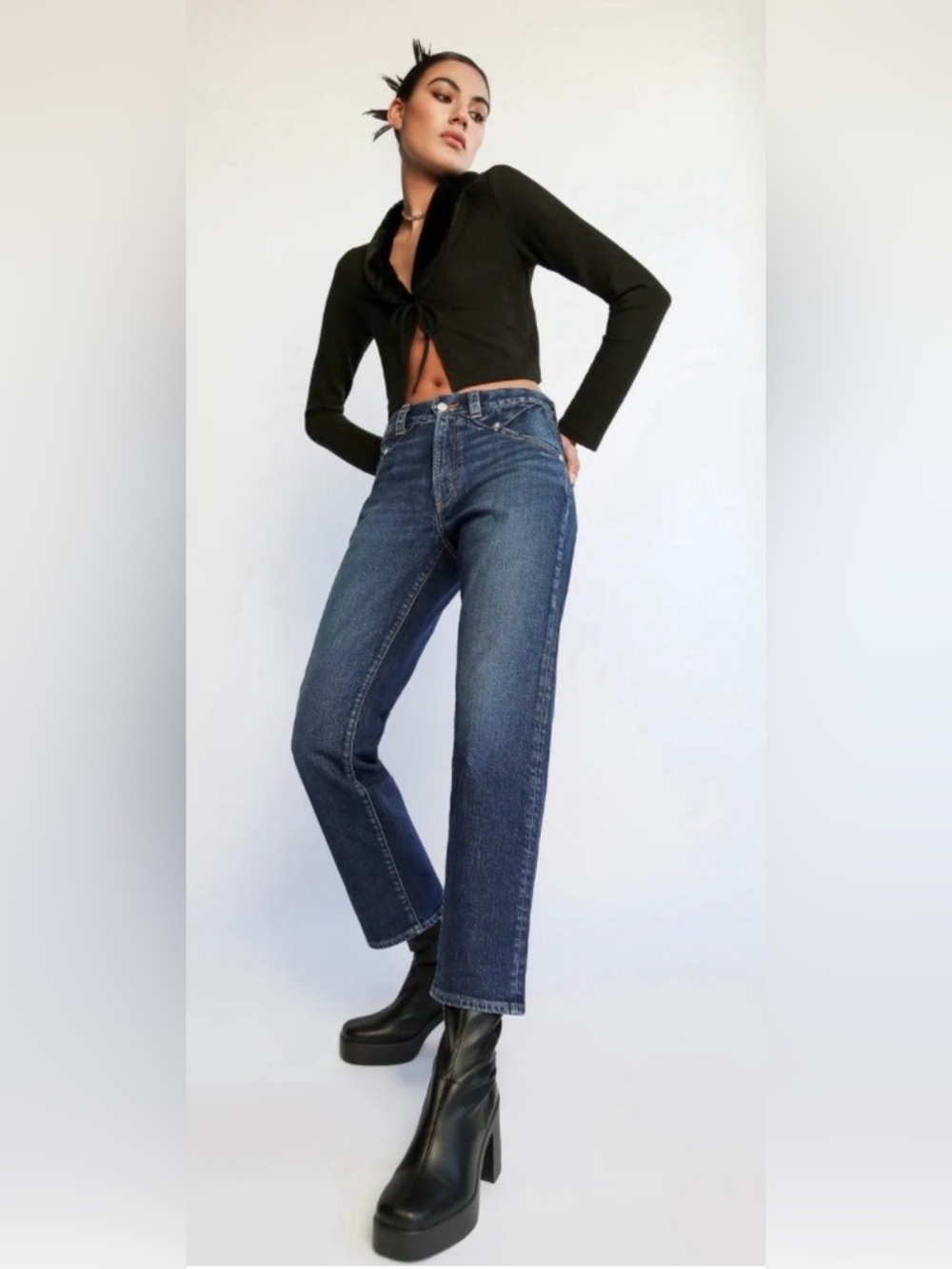 Daily Blue Nidra Slim Barrel Jeans in Legacy